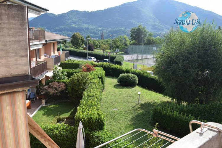 Quadrilocale in duplex con box e posto auto coperto Albino