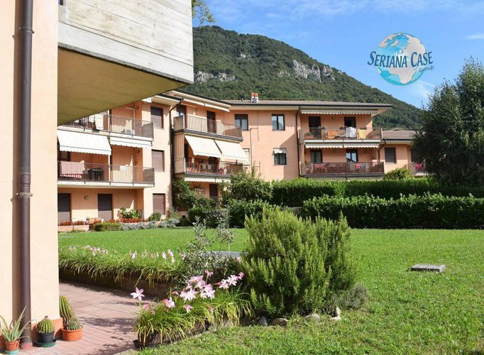 Quadrilocale in duplex con box e posto auto coperto Albino