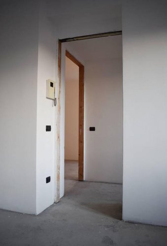 Bilocale ristrutturato a nuovo ! Nembro