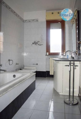 Trilocale di 110, doppi servizi. Abitabile subito! Villa di Serio