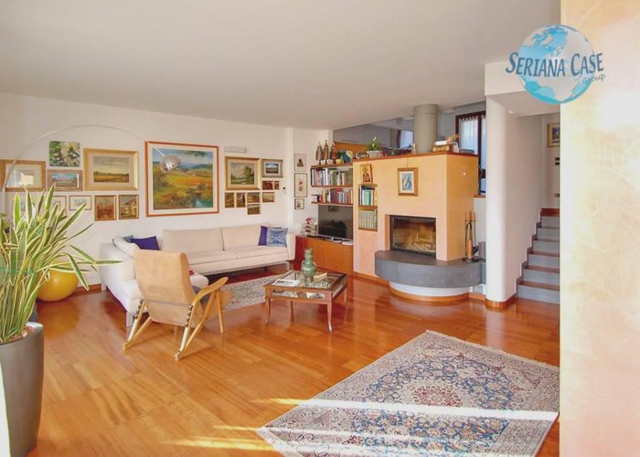 Splendida villa a schiera, come nuova! Nembro