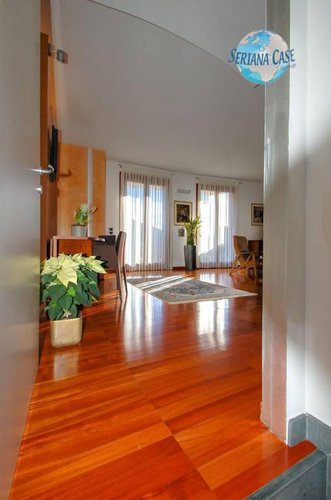 Splendida villa a schiera, come nuova! Nembro