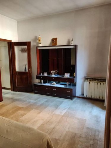 Bilocale con cucina separata, abitabile subito! Nembro