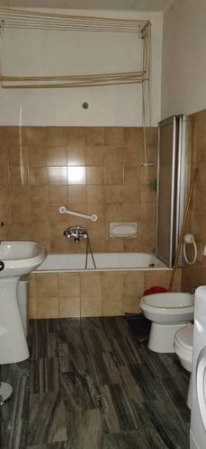 Bilocale con cucina separata, abitabile subito! Nembro