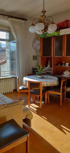 Bilocale con cucina separata, abitabile subito! Nembro