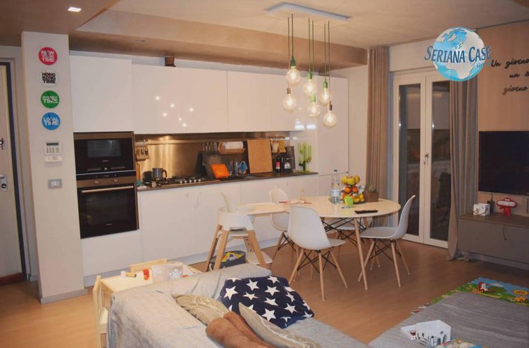 Trilocale ristrutturato a nuovo, balcone vivibile Albino