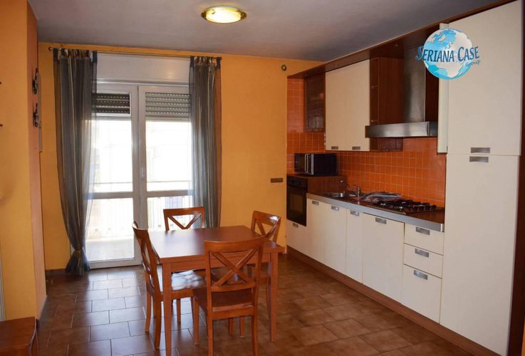 Bilocale arredato, abitabile subito, con posto auto