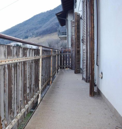 Cascina bergamasca con terreno di proprietà Albino