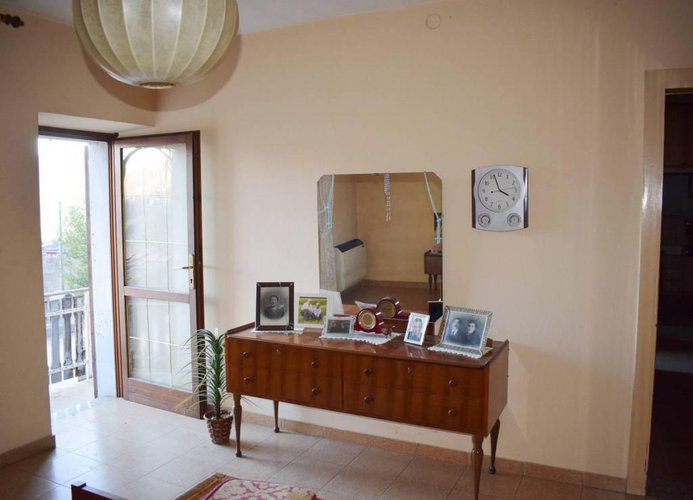 Cascina bergamasca con terreno di proprietà Albino