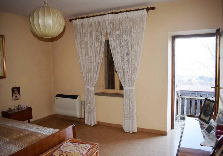 Cascina bergamasca con terreno di proprietà Albino