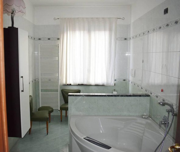 Splendida villa singola, unica nel suo genere! Albino