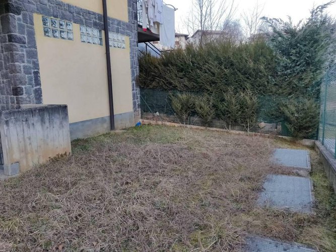 Villa a Schiera Gazzaniga