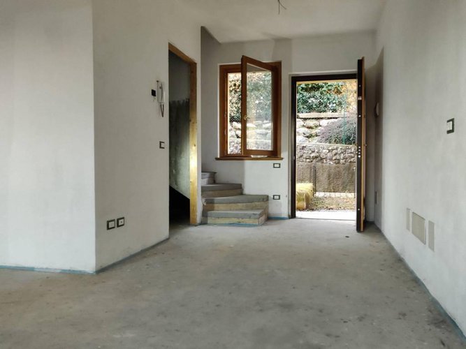 Villa a Schiera Gazzaniga