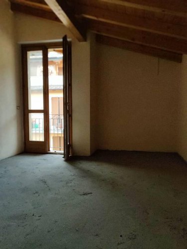 Villa a Schiera Gazzaniga