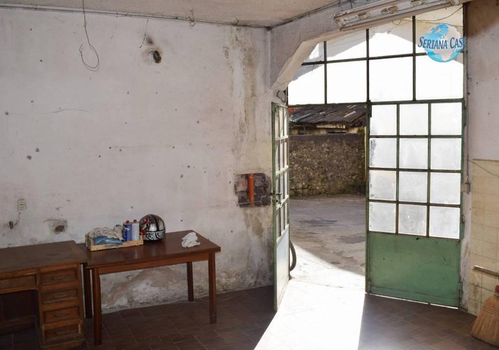 Porzione di casa da ristrutturare, ottimo potenziale! Albino