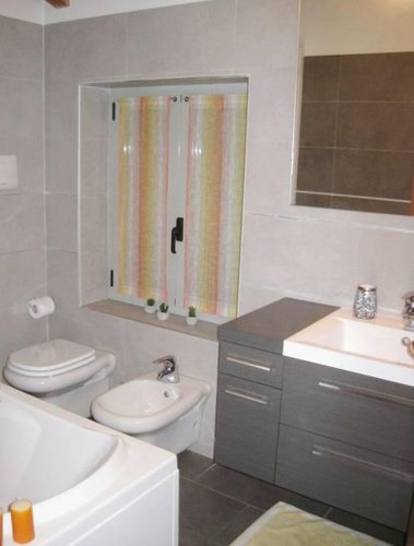 Bilocale su due livelli, abitabile subito Seriate