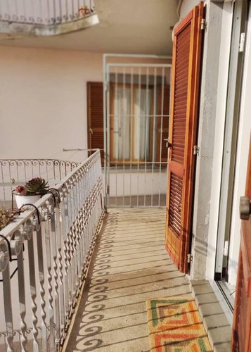 Bilocale completamente ristrutturato a nuovo! Nembro