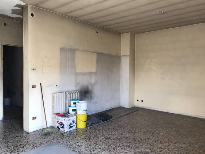 Quadrilocale parzialmente da rivedere, ottimo prezzo ! Nembro