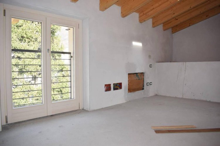 Nuovissimo quadrilocale in duplex, ristrutturato a nuovo Albino