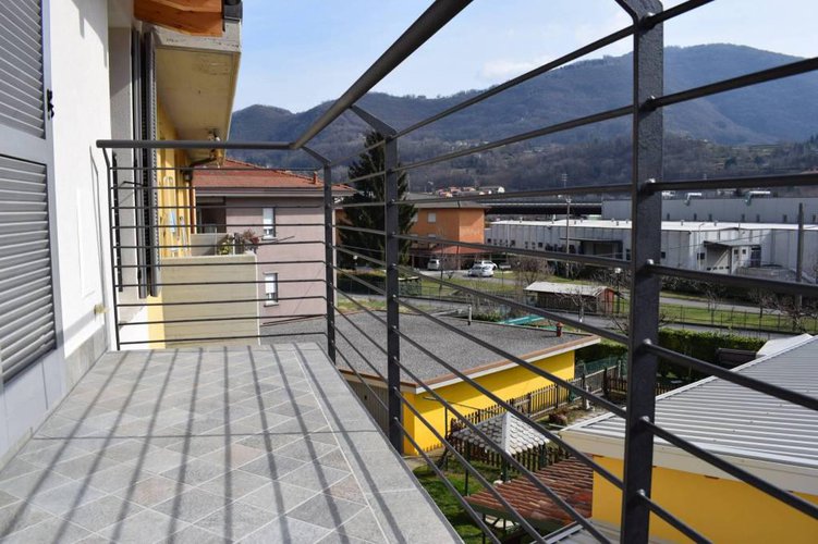 Nuovissimo quadrilocale in duplex, ristrutturato a nuovo Albino