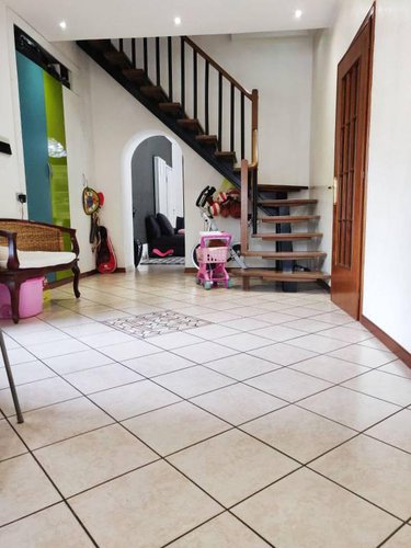 Quadrilocale di metratura esclusiva, 150 mq ! Nembro