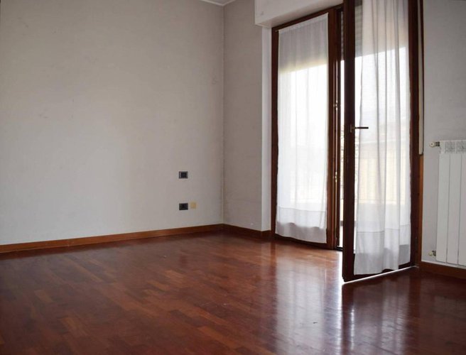 Trilocale parzialmente arredato, box e cantina! Alzano Lombardo