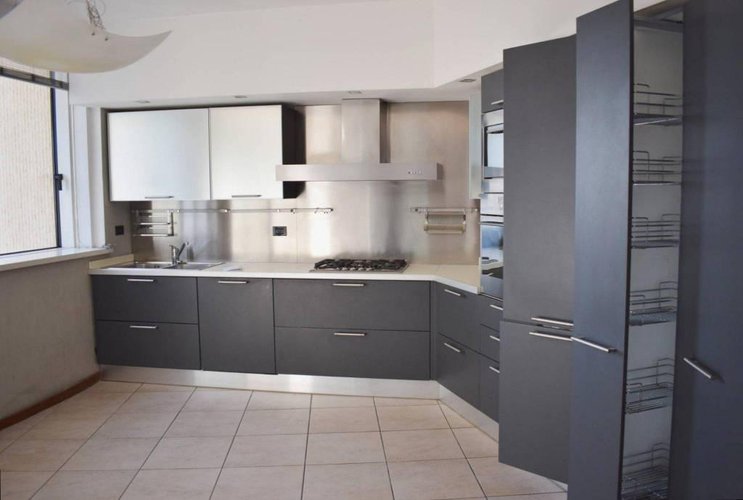 Trilocale parzialmente arredato, box e cantina! Alzano Lombardo