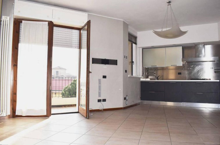 Trilocale parzialmente arredato, box e cantina! Alzano Lombardo