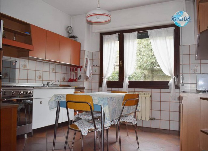 Villetta a schiera in ottimo stato, giardino privato Albino