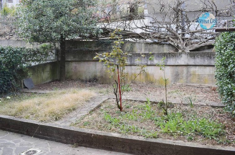 Villetta a schiera in ottimo stato, giardino privato Albino