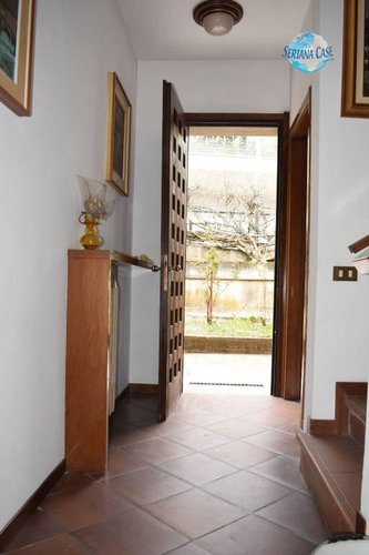 Villetta a schiera in ottimo stato, giardino privato Albino