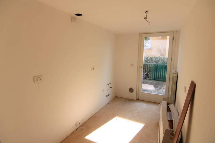 AI PIEDI DELLA COLLINA NUOVISSIMO PIANO TERRA Bergamo