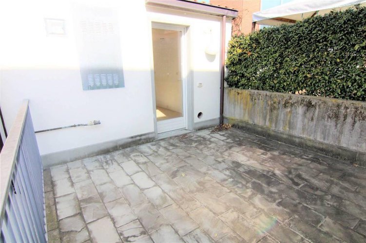 AI PIEDI DELLA COLLINA NUOVISSIMO PIANO TERRA Bergamo