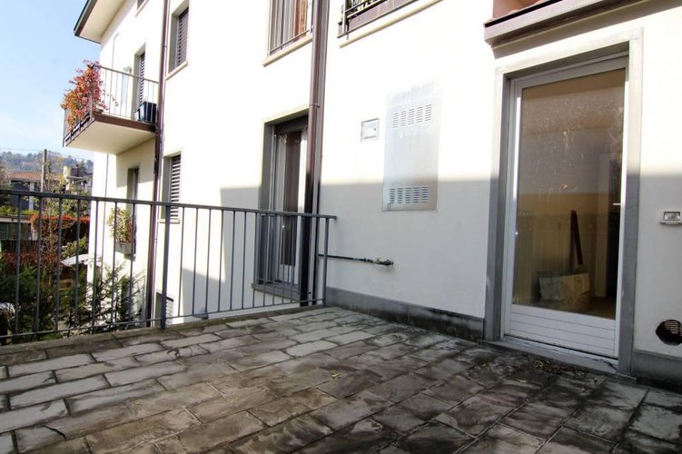 AI PIEDI DELLA COLLINA NUOVISSIMO PIANO TERRA Bergamo