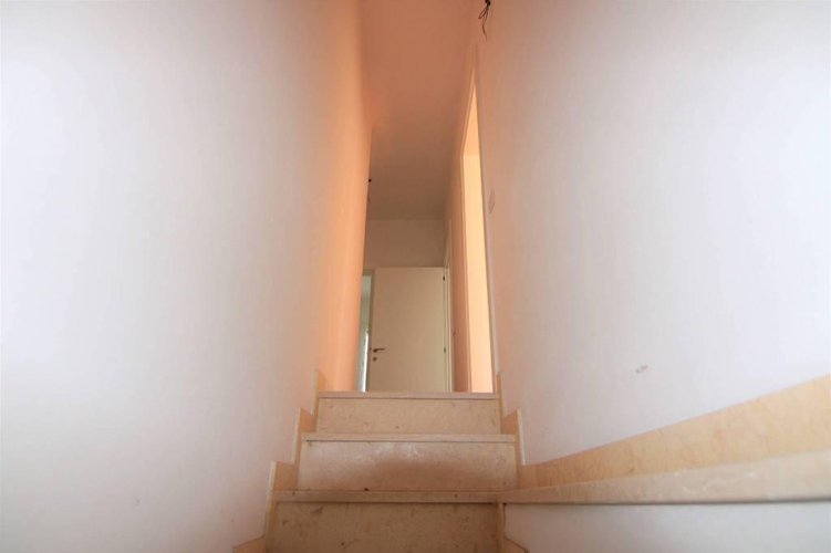 AI PIEDI DELLA COLLINA NUOVISSIMO PIANO TERRA Bergamo