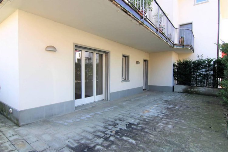 AI PIEDI DELLA COLLINA NUOVISSIMO PIANO TERRA Bergamo