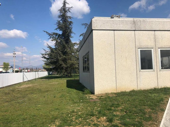 Affittasi ufficio di 330mq Calcinate