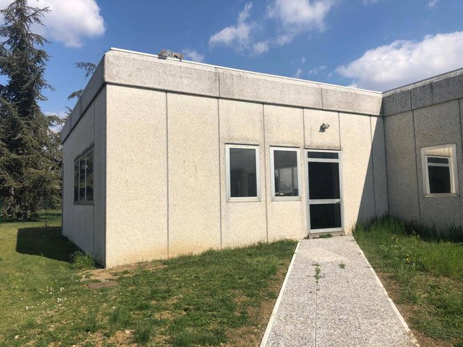 Affittasi ufficio di 330mq Calcinate