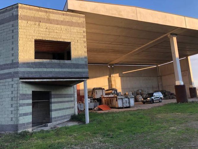 Vendesi capannone di metratura esclusiva! Torre de' Roveri