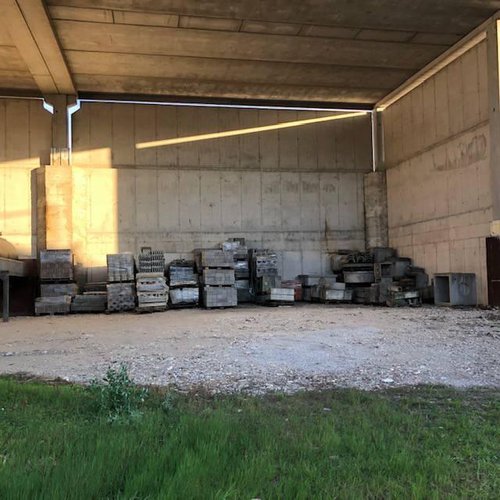 Vendesi capannone di metratura esclusiva! Torre de' Roveri