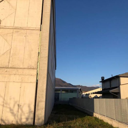 Vendesi capannone di metratura esclusiva! Torre de' Roveri