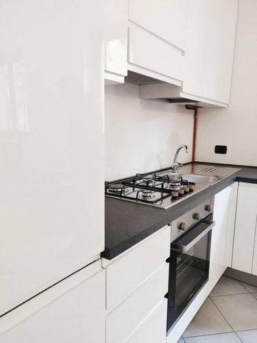 Nuovissimo bilocale completamente arredato! Cene