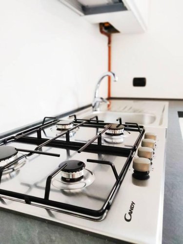 Nuovissimo bilocale completamente arredato! Cene