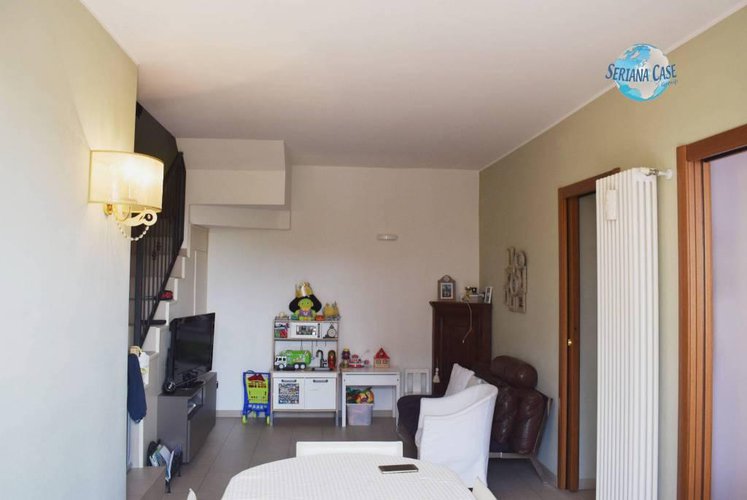 Grazioso trilocale in duplex, abitabile subito! Scanzorosciate