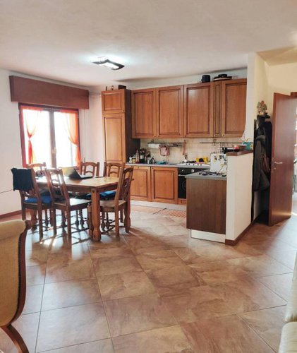 Trilocale con solarium e giardino vivibili Albino