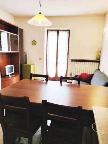 Grazioso trilocale ristrutturato e arredato! Nembro