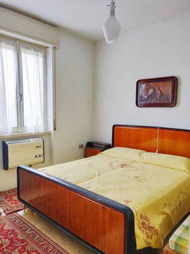 Splendido rustico immerso nel verde Albino