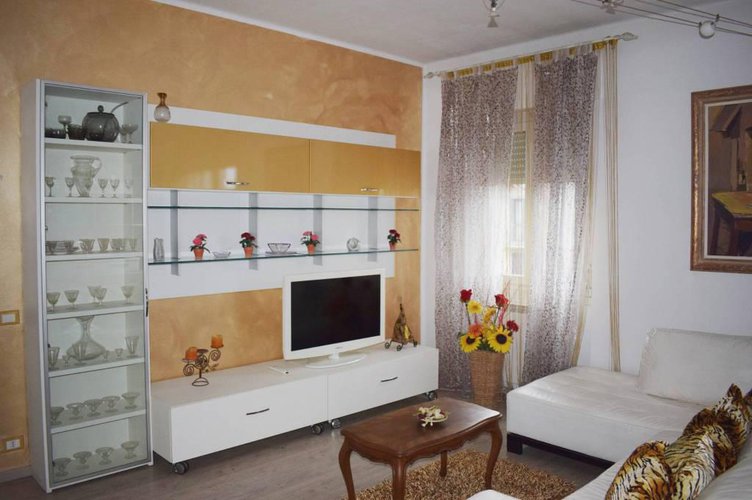 Vendesi bilocale completamente arredato! AFFARE Ranica