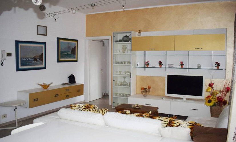 Vendesi bilocale completamente arredato! AFFARE Ranica