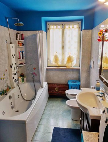 Porzione di casa/cielo terra completamente ristrutturata Pradalunga